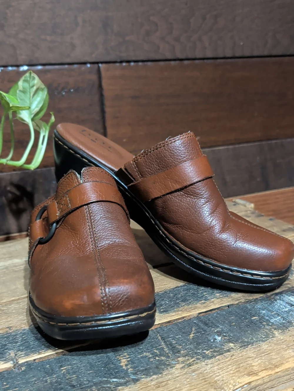 b.o.c Brown Leather Slip-On Clogs